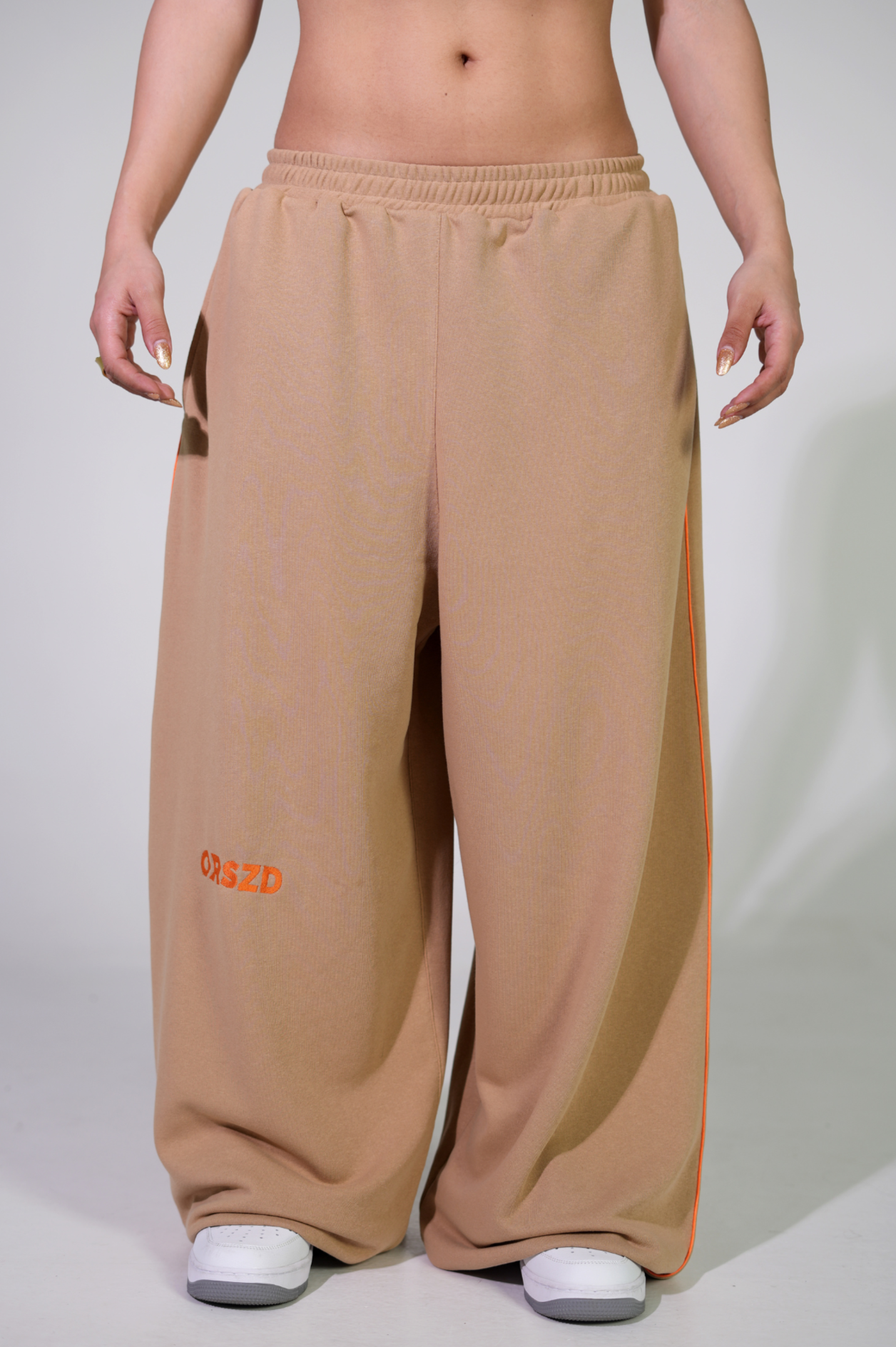 BEIGE - Orange