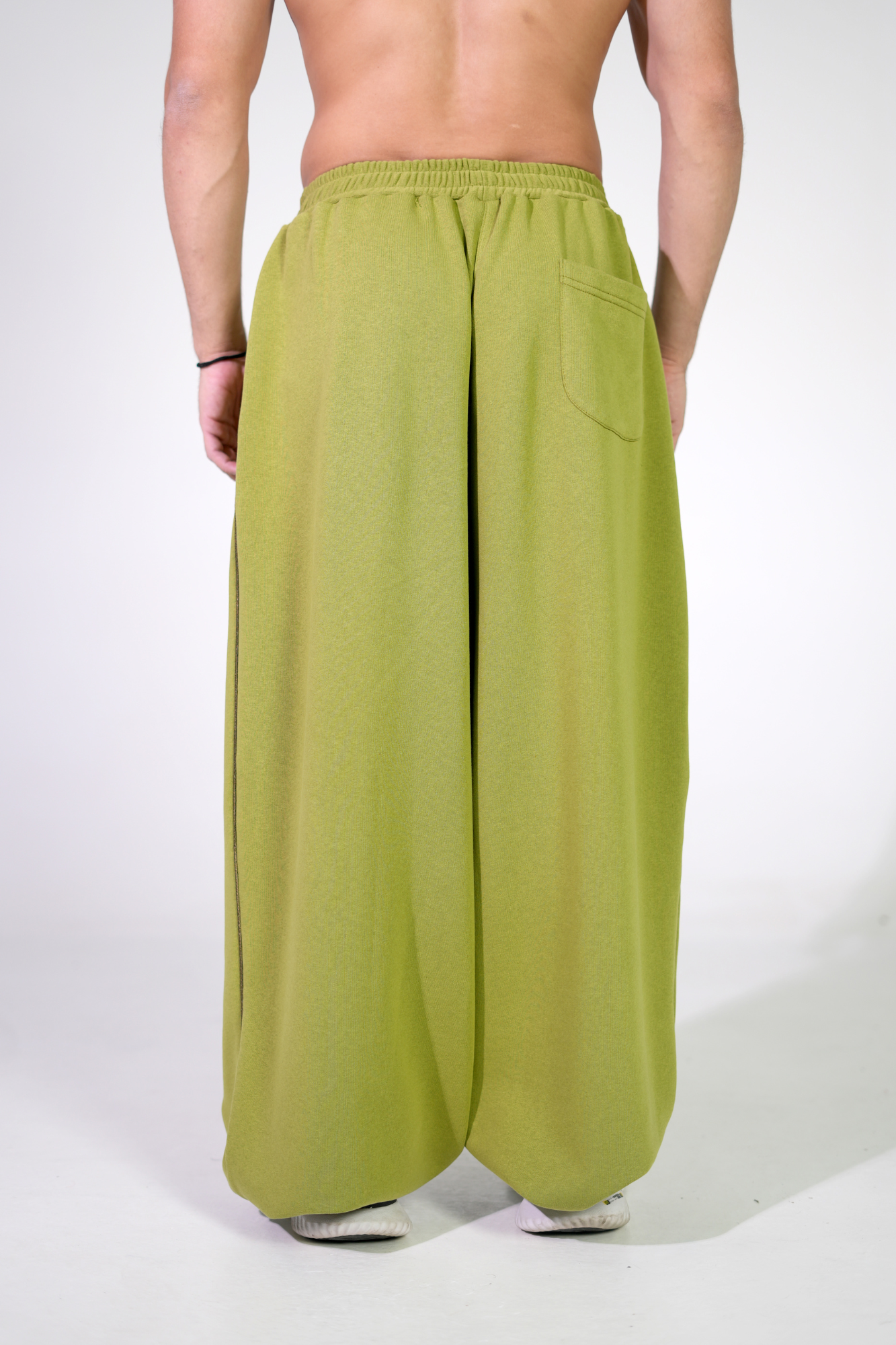 OLIVE GREEN - Kaki