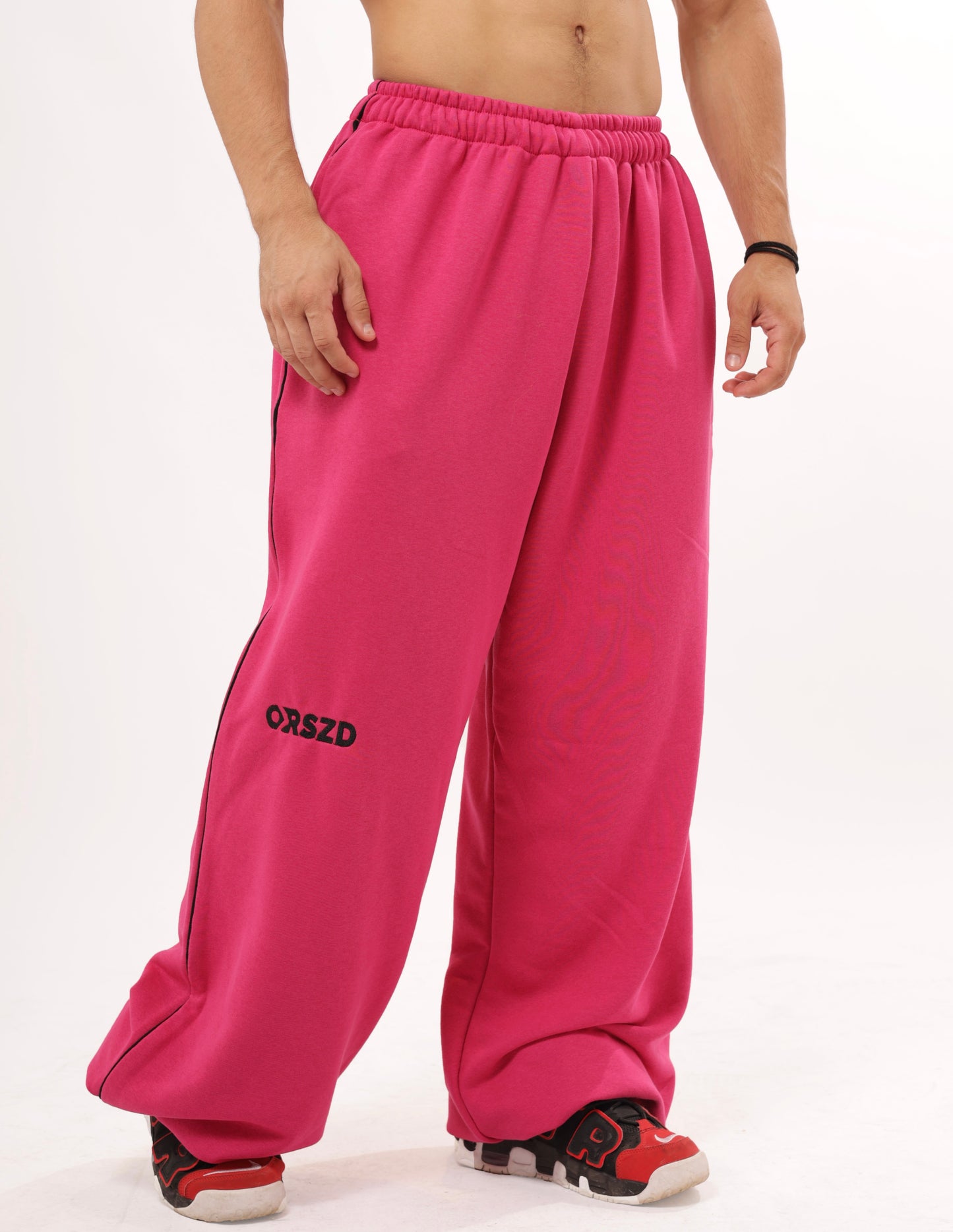 FUSIA - Black