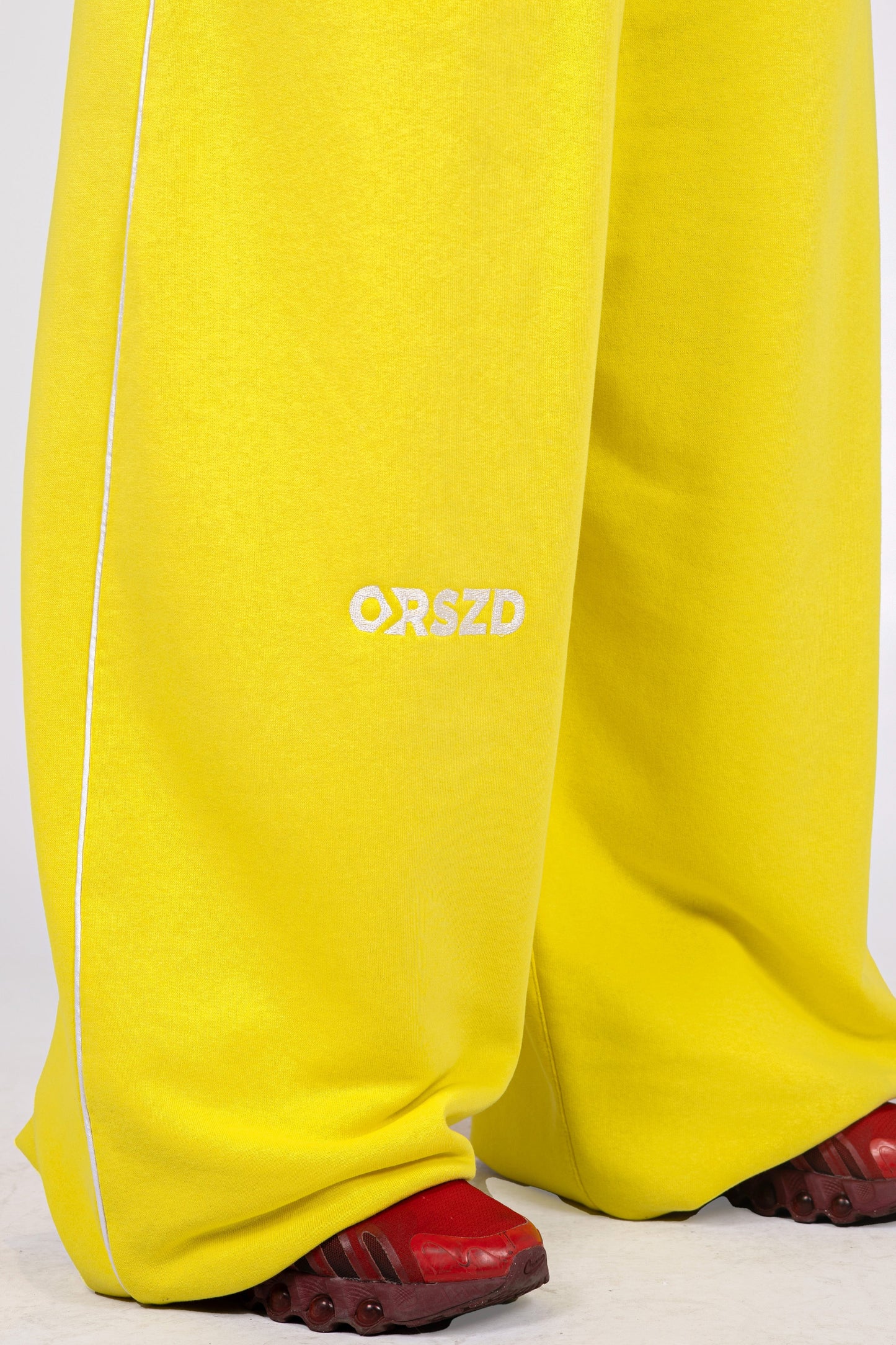 YELLOW - White