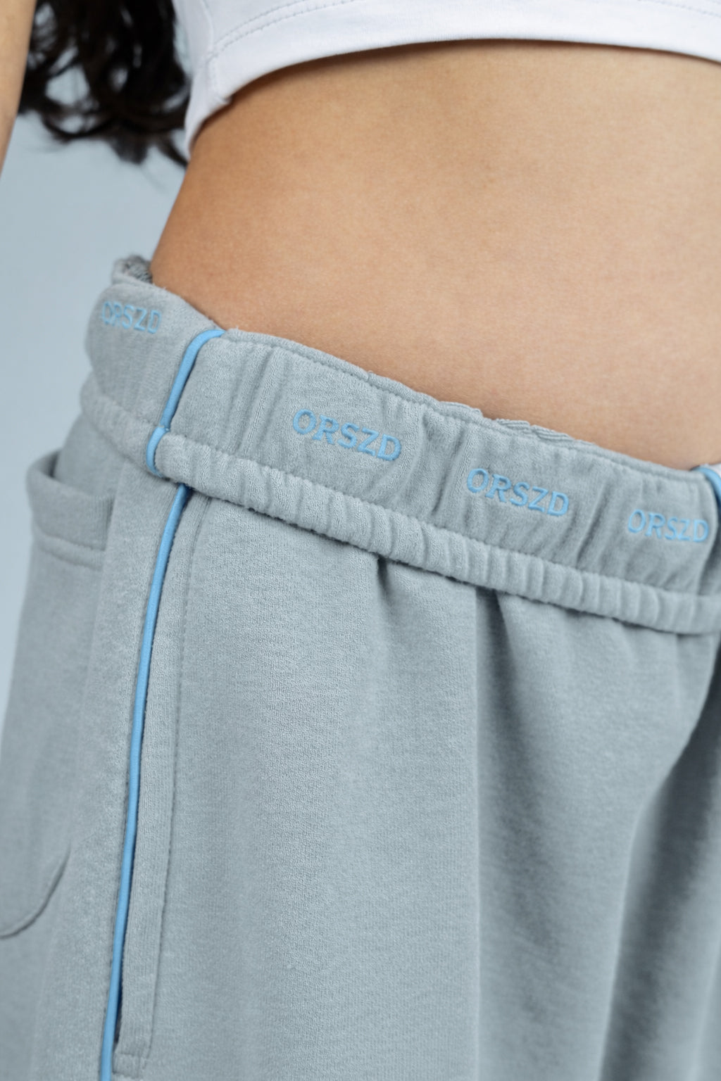 CONCRETE GREY - Blue