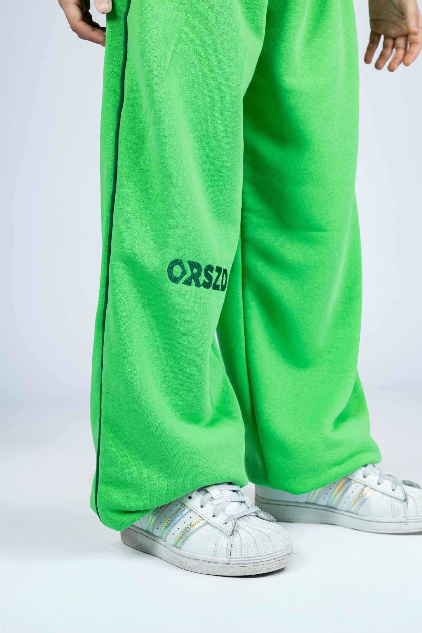 KIWI GREEN - Green