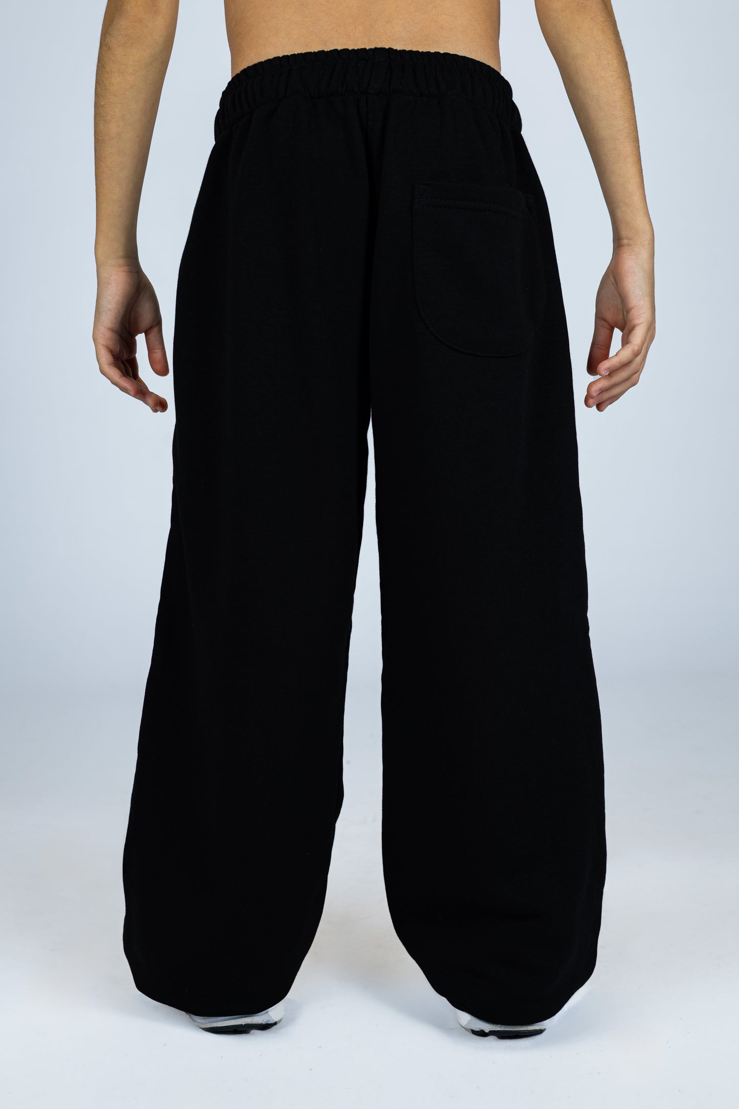 BLACK - Red