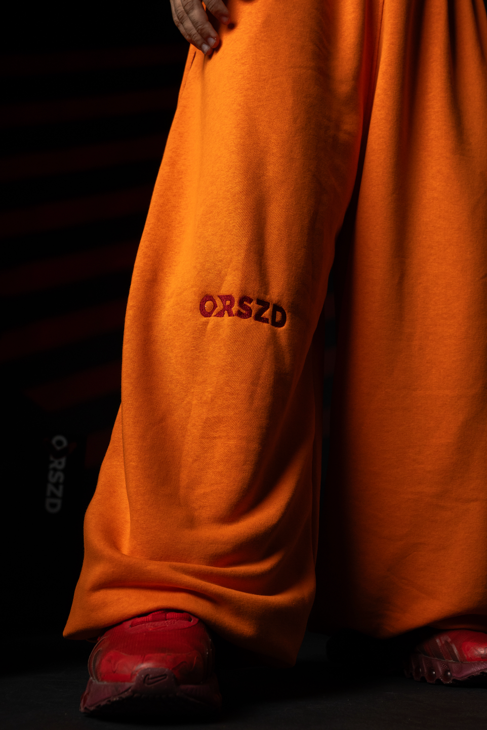 ORANGE - Burgundy
