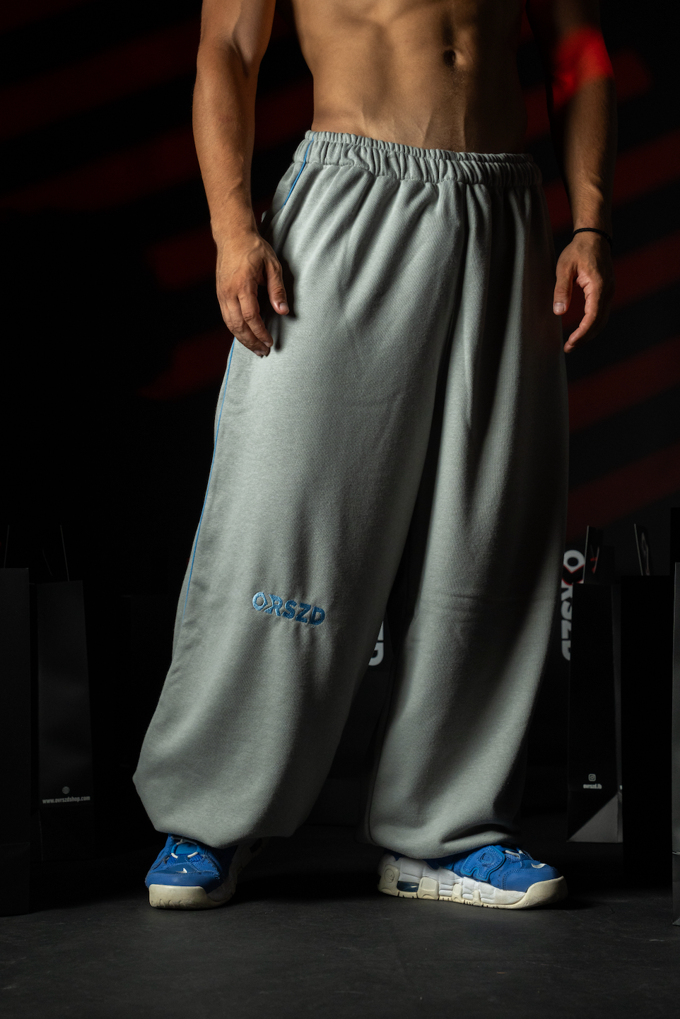 CONCRETE GREY - Blue